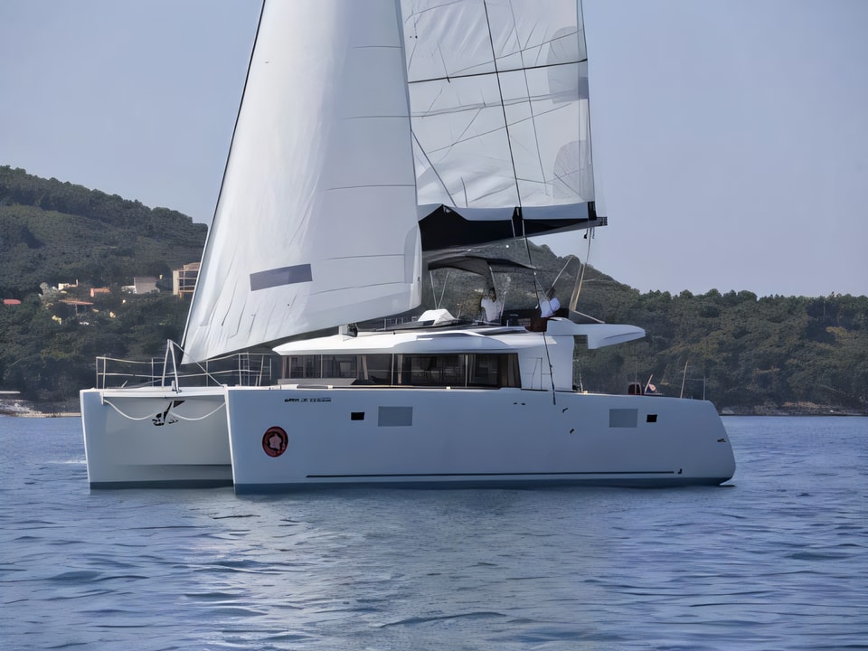 Lagoon 450 Flybridge catamaran for charter in Croatia