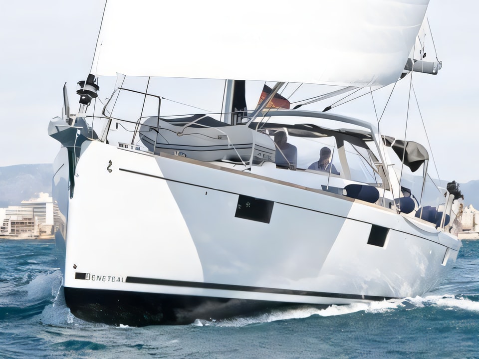 Exterior overview of Oceanis 48 sail boat for charter from Krk Marina Punat in the Istria / Kvarner sailing area Croatia