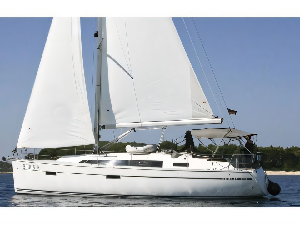 Exterior overview of Bavaria Cruiser 37 sail boat for charter from Rogoznica Marina Frapa in the Sibenik sailing area Croatia