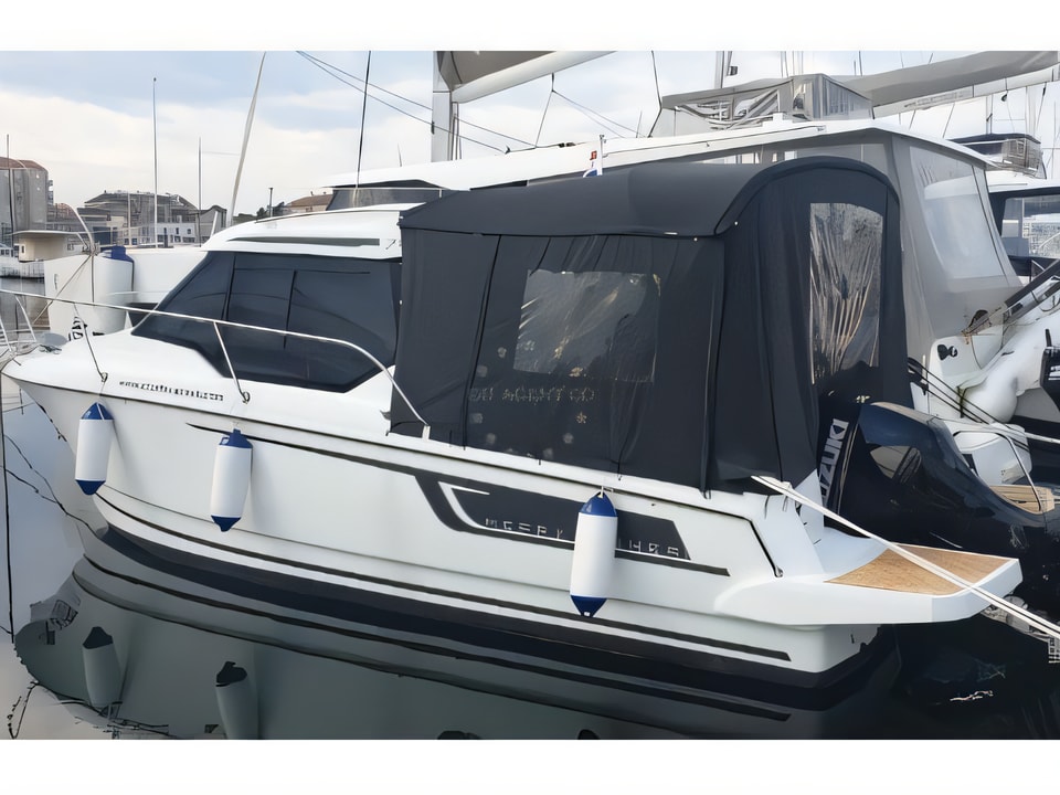 Exterior overview of Merry Fisher 795 motor boat for charter from Biograd Kornati in the Zadar sailing area Croatia