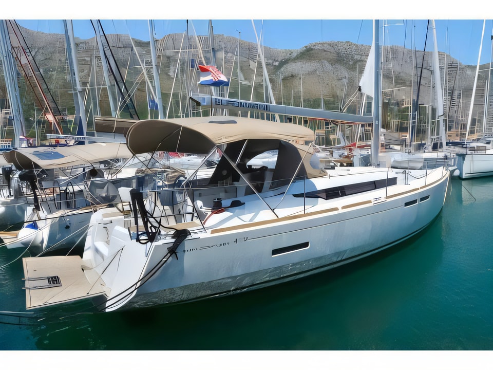Exterior overview of Sun Odyssey 419 sail boat for charter from Dubrovnik ACI Marina in the Dubrovnik sailing area Croatia
