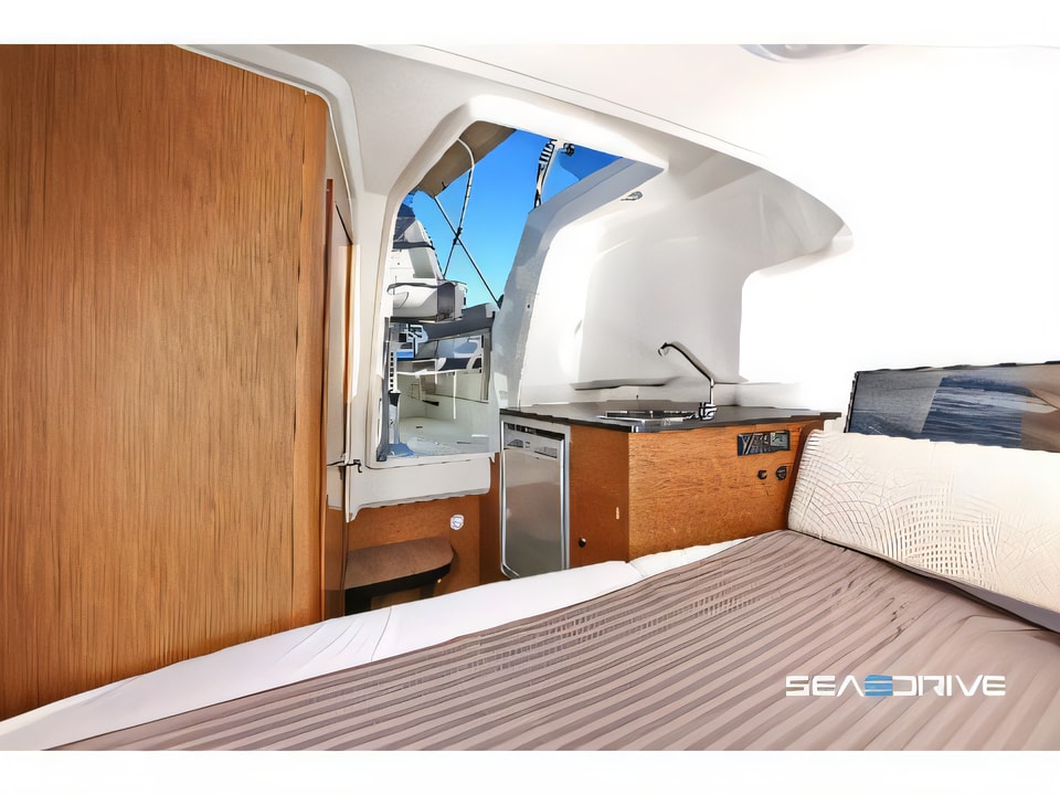 Layout of Cap Camarat 7.5 motor boat with 1 cabins Croatia yacht charter