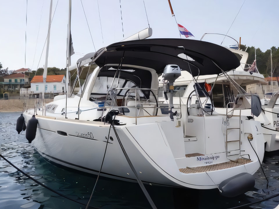Oceanis 50 Family sailing yacht for charter from Solta / Rogac Split sailing area Croatia