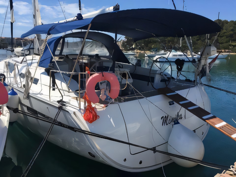 Exterior overview of Bavaria 51 Cruiser sail boat for charter from Pomer ACI Marina in the Istria / Kvarner sailing area Croatia