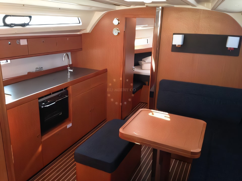 Layout of Bavaria Cruiser41 sail boat with 3 cabins Croatia yacht charter
