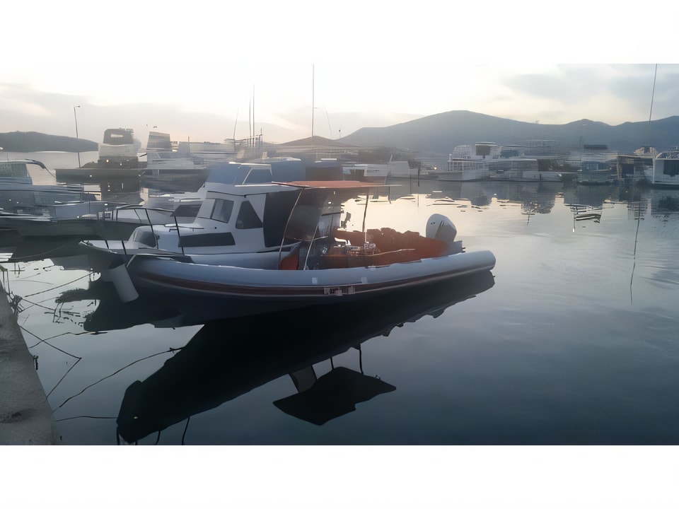 Layout of Lolivul 9 motor boat with 0 cabins Croatia yacht charter