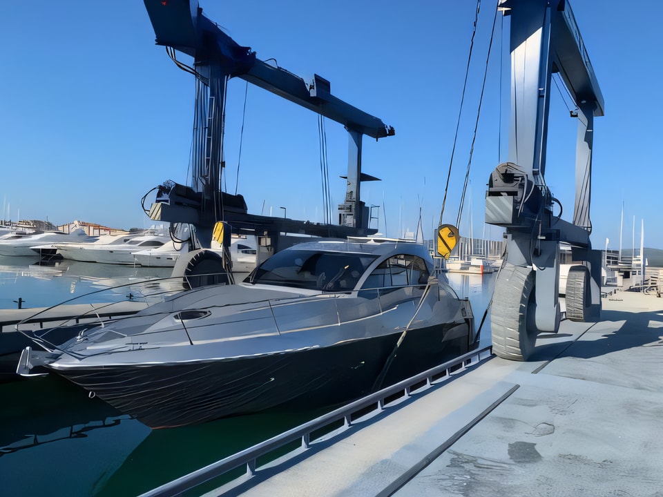 Exterior overview of Mirakul 40 HT motor boat for charter from Zadar Marina Zadar in the Zadar sailing area Croatia