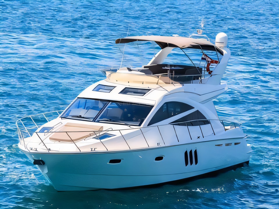 Sealine T 50 motor boat for charter from Podstrana / Marina Lav Split sailing area Croatia