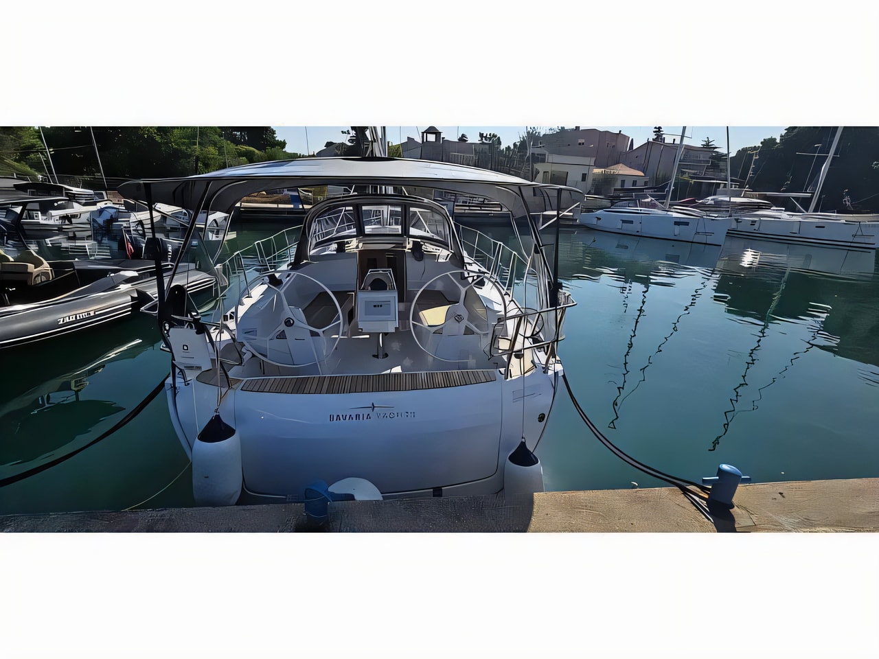 Layout of Bavaria Cruiser 37 sail boat with 3 cabins Croatia yacht charter