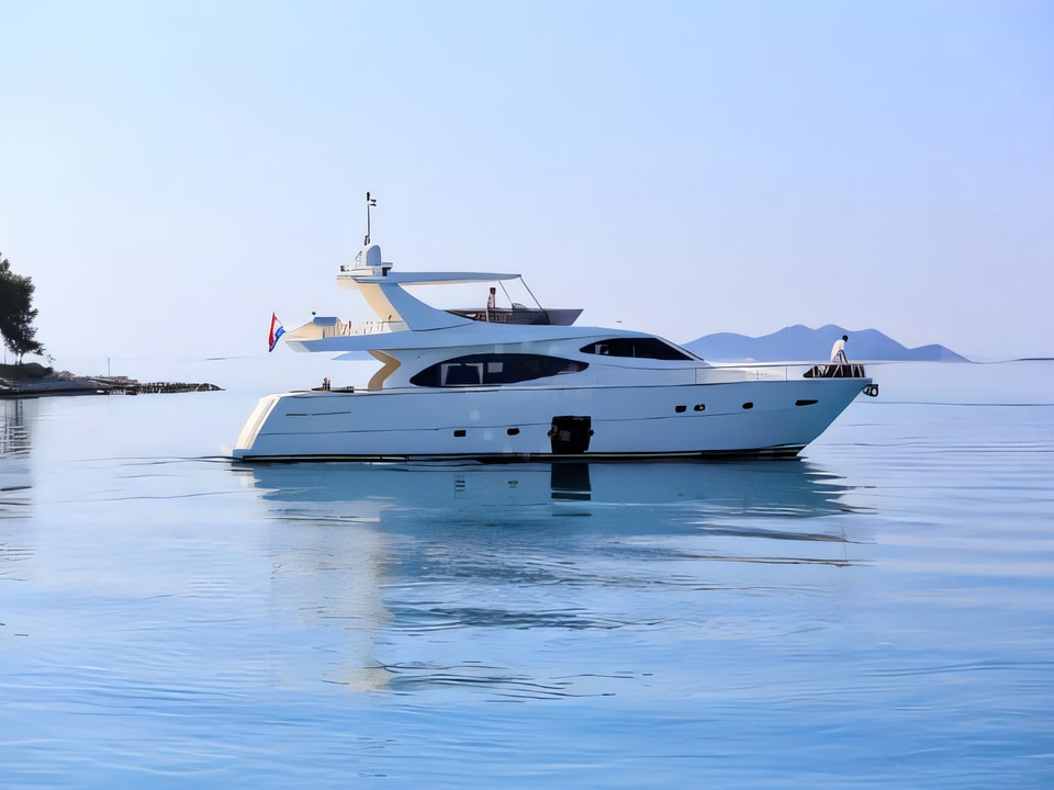 Exterior overview of Ferretti 780 motoryacht for charter from Zadar Marina Borik in the Zadar sailing area Croatia