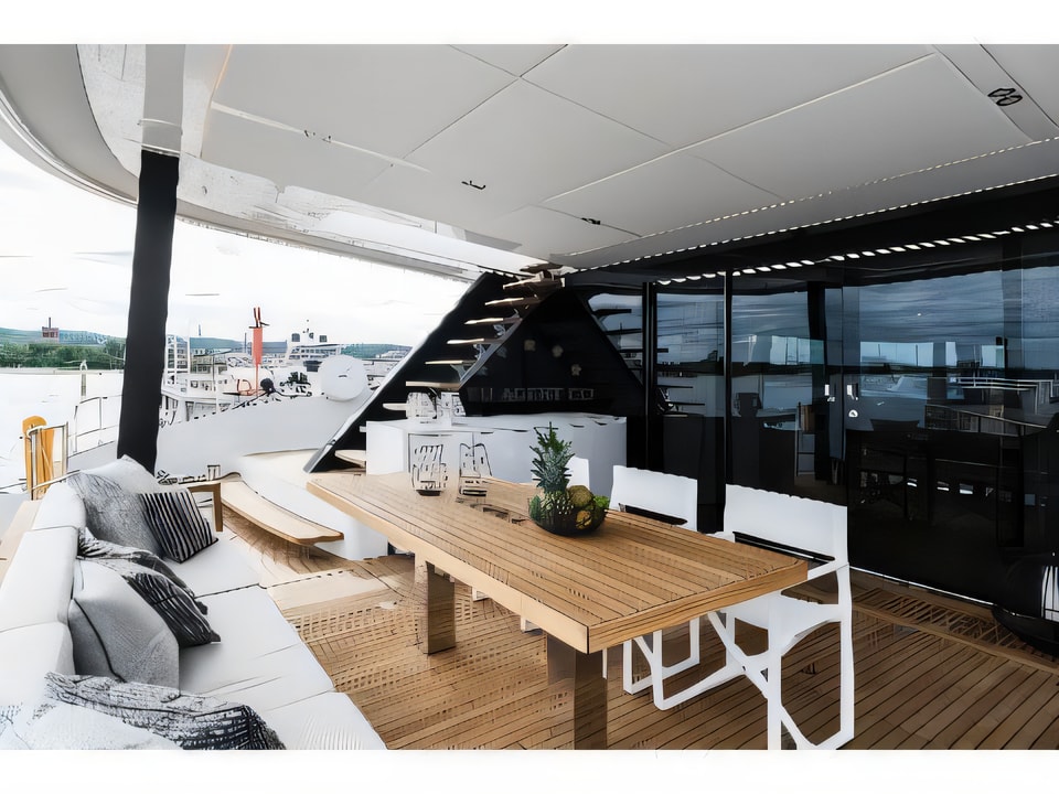 Layout of Sunreef 80 catamaran with 4 cabins Croatia yacht charter