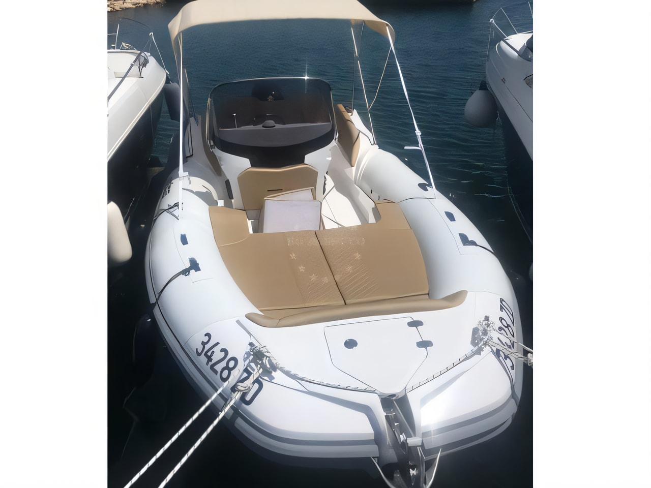 Exterior overview of Salpa Soleil 20 motor boat for charter from Adriatic Croatia