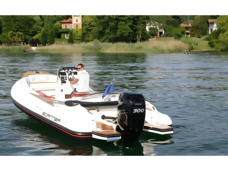 Exterior overview of Scanner 710 motor boat for charter from Podstrana Marina Lav in the Split sailing area Croatia