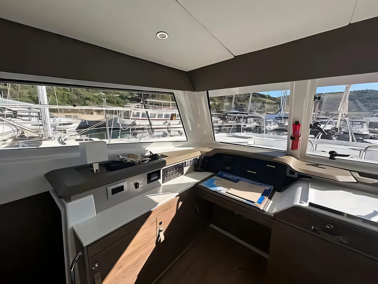 Layout of Bali Catspace[G] catamaran with 4 cabins Croatia yacht charter