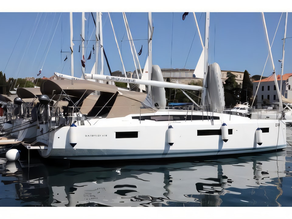 Exterior overview of Sun Odyssey 410 sail boat for charter from Pula ACI Marina in the Istria / Kvarner sailing area Croatia