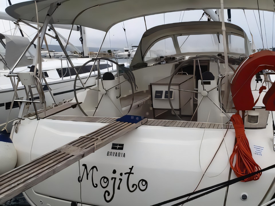 Exterior overview of Bavaria Cruiser 40 sail boat for charter from Sukosan Marina Dalmacija in the Kornati sailing area Croatia