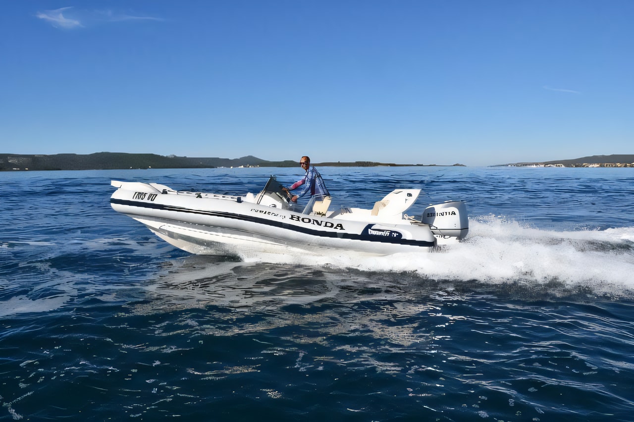 Exterior overview of Marlin - FB 20 motor boat for charter from SCT Marina Trogir in the Split sailing area Croatia