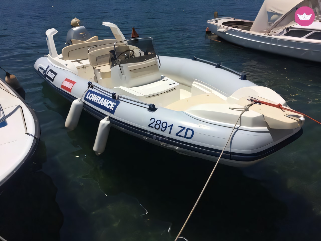 Layout of Marlin - FB 20 motor boat with 0 cabins Croatia yacht charter