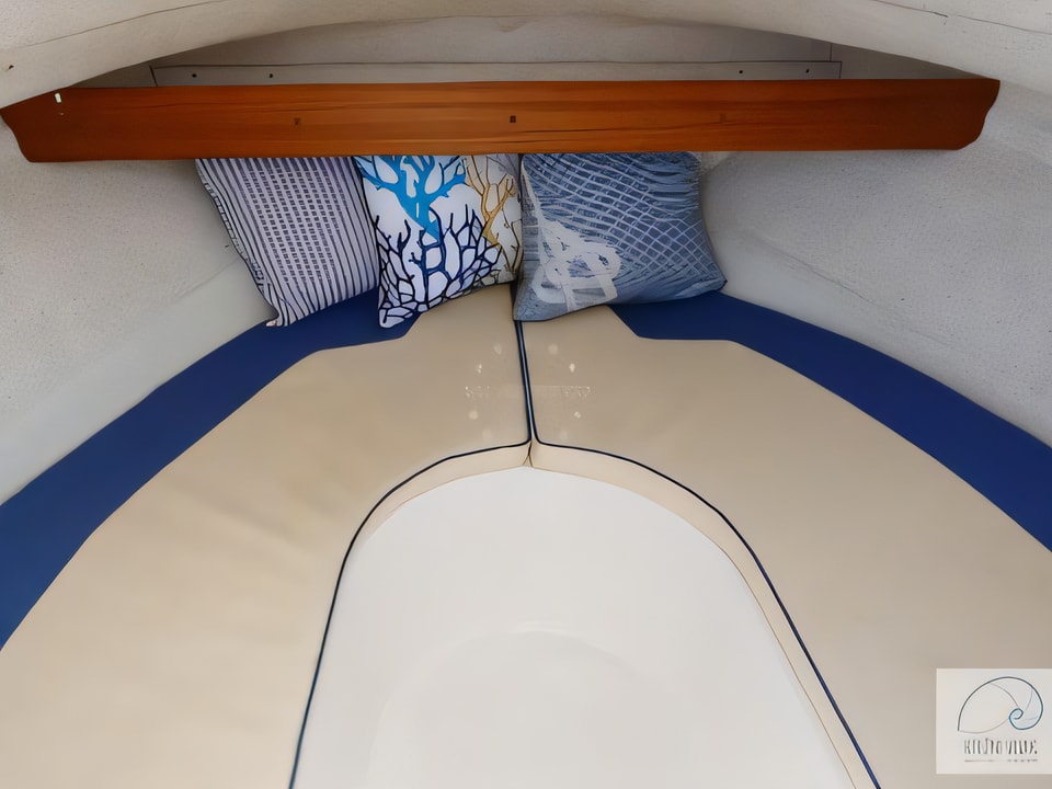 Passport 430 cabin yacht exterior, Croatia charter