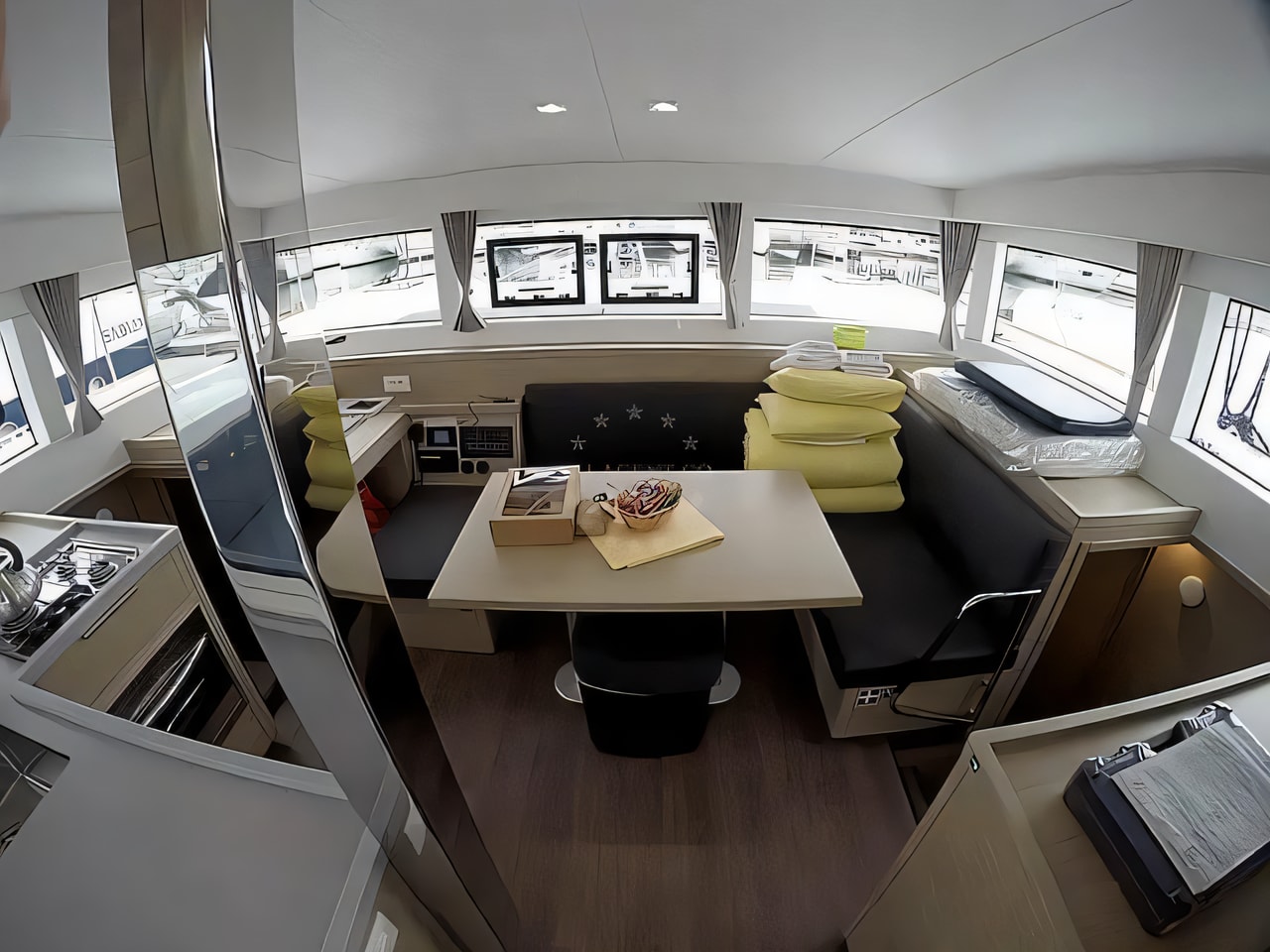 Layout of Lagoon 40 catamaran with 6 cabins Croatia yacht charter