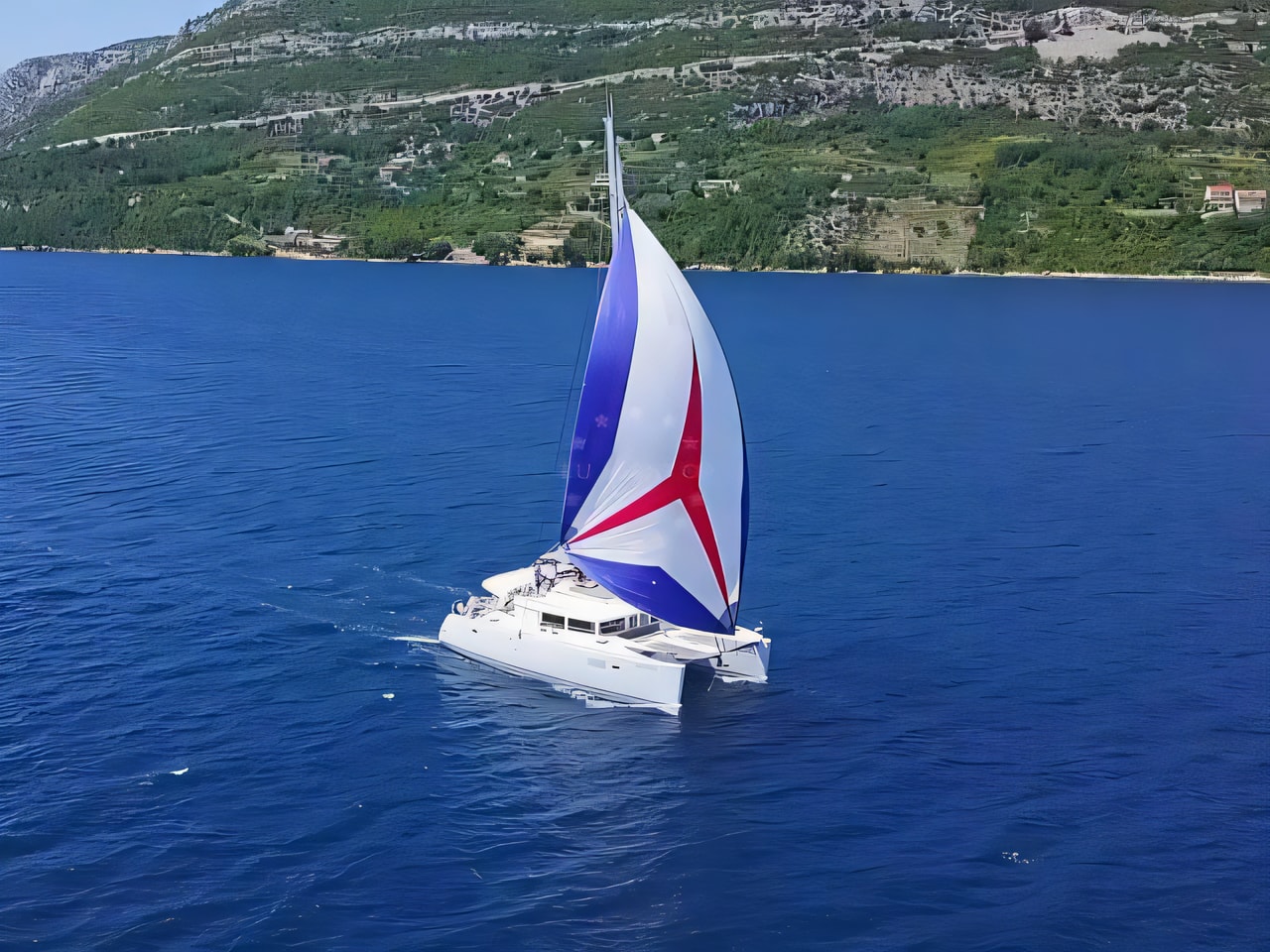 Exterior overview of Lagoon 450 Fly catamaran for charter from Agana Marina in the Split sailing area Croatia