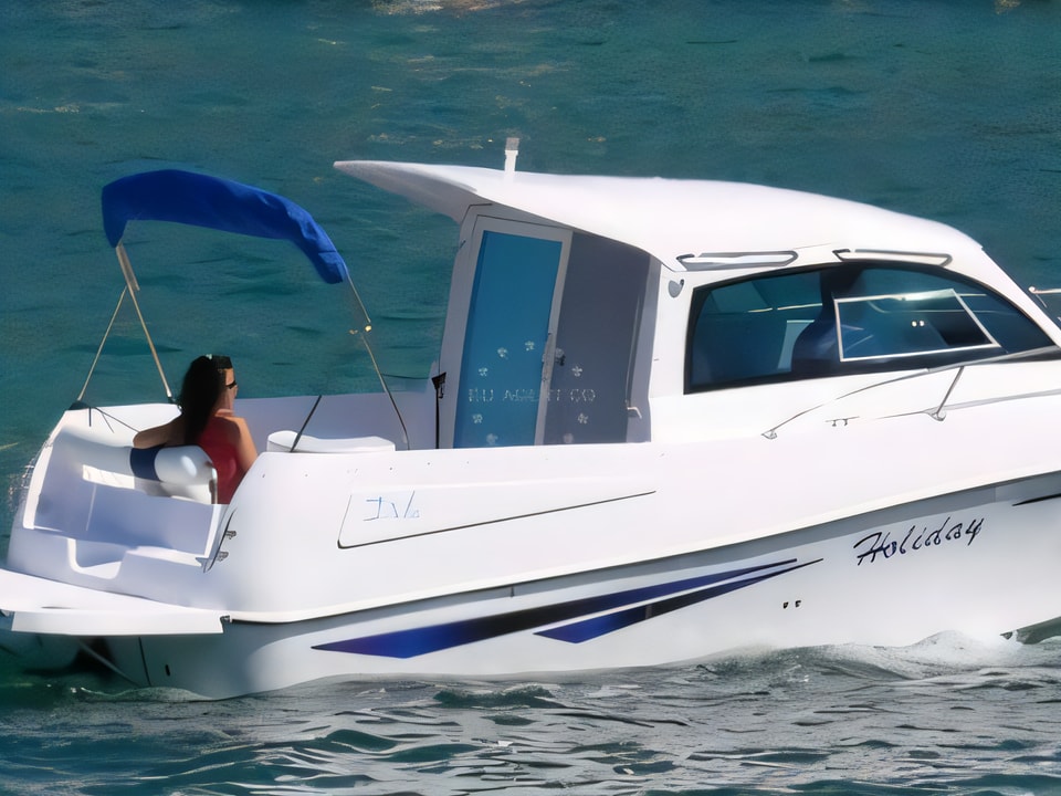 Exterior overview of Bluestar Holiday 720 motor boat for charter from Sibenik Marina Mandalina in the Sibenik sailing area Croatia