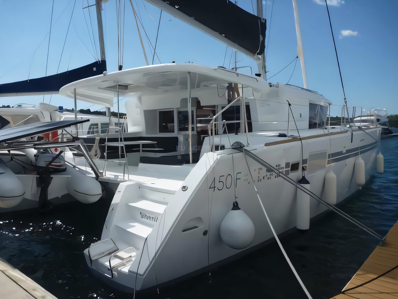 Layout of Lagoon 450 Flybridge (4+2 cab.) catamaran with 4 cabins Croatia yacht charter
