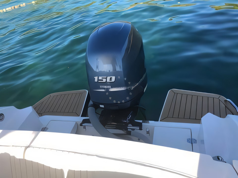 Layout of Zar 57 motor boat with 0 cabins Croatia yacht charter