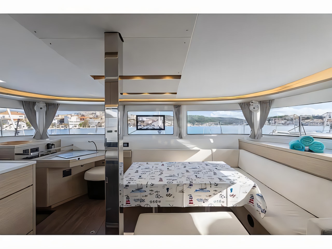 Layout of Lagoon 46 catamaran with 6 cabins Croatia yacht charter