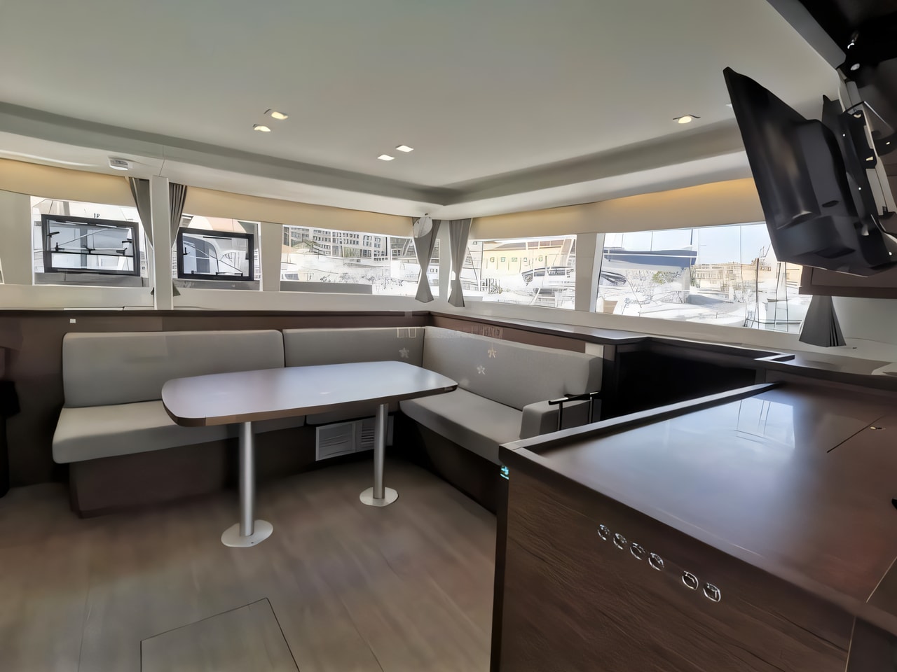 Layout of Lagoon 450 Sport catamaran with 6 cabins Croatia yacht charter