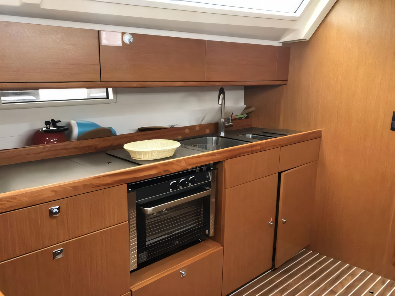 Layout of Bavaria Cruiser 46 sail boat with 4 cabins Croatia yacht charter