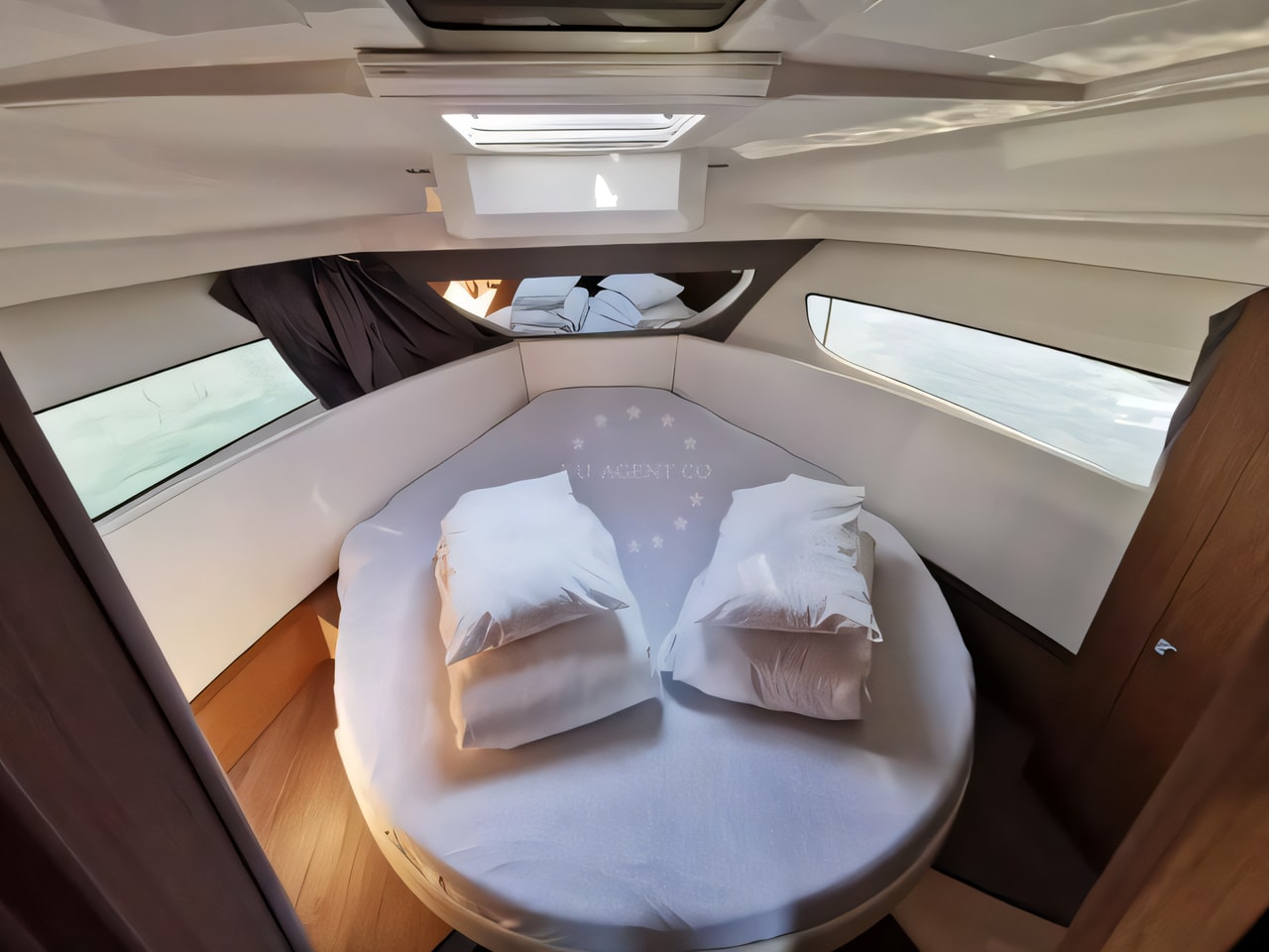 Layout of Merry Fisher 1095 FLY motor boat with 3 cabins Croatia yacht charter