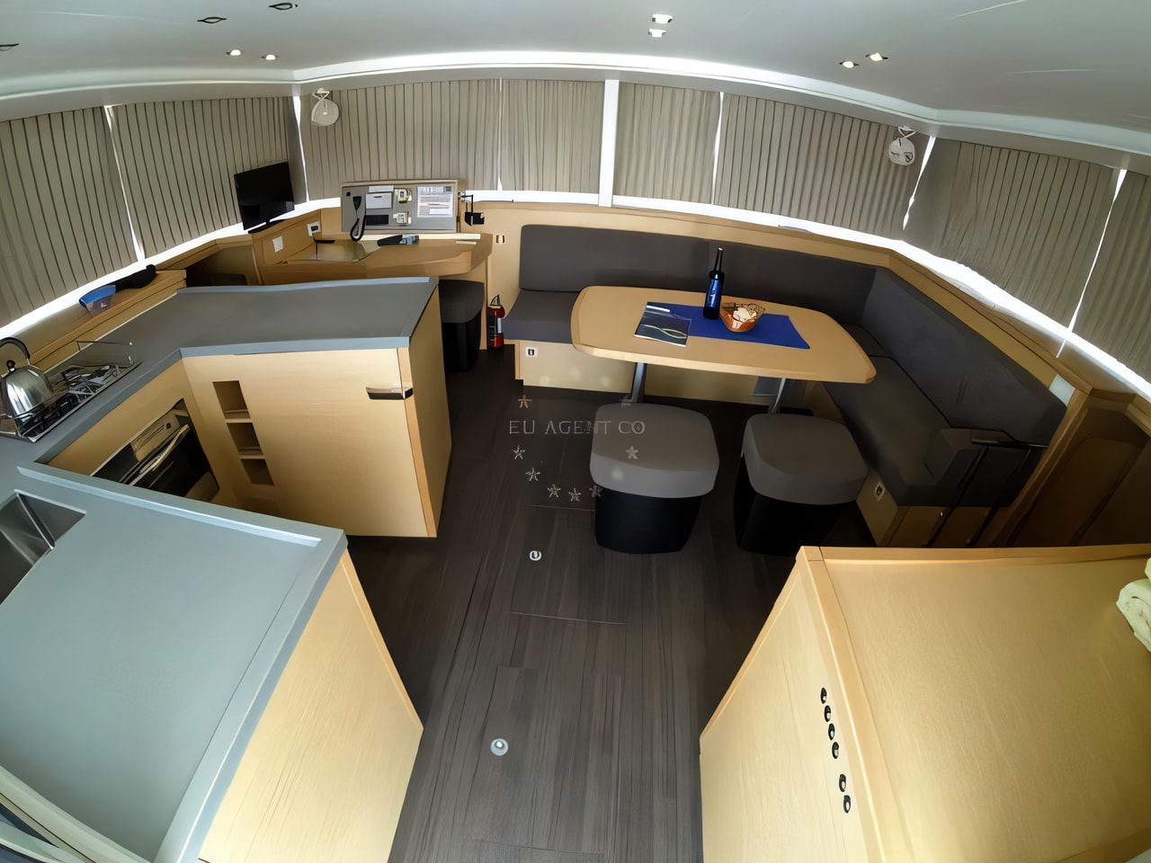 Layout of Lagoon 450 catamaran with 6 cabins Croatia yacht charter