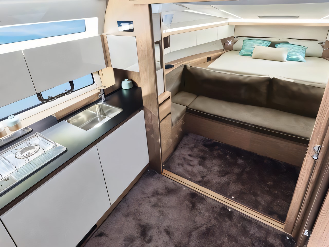 Layout of Leader 33 motoryacht with 2 cabins Croatia yacht charter