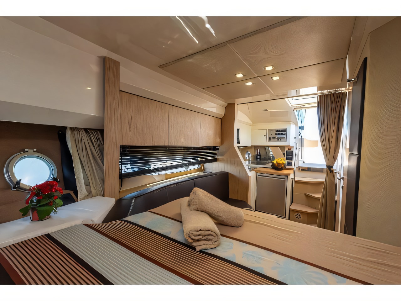 Layout of Sessa C35 motor boat with 2 cabins Croatia yacht charter