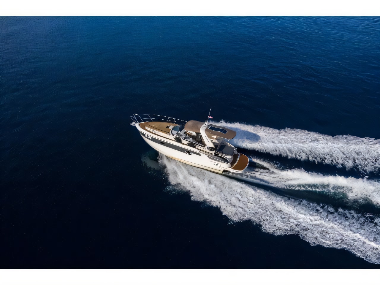 Bavaria 32 Sport yacht for charter in Sibenik, Croatia