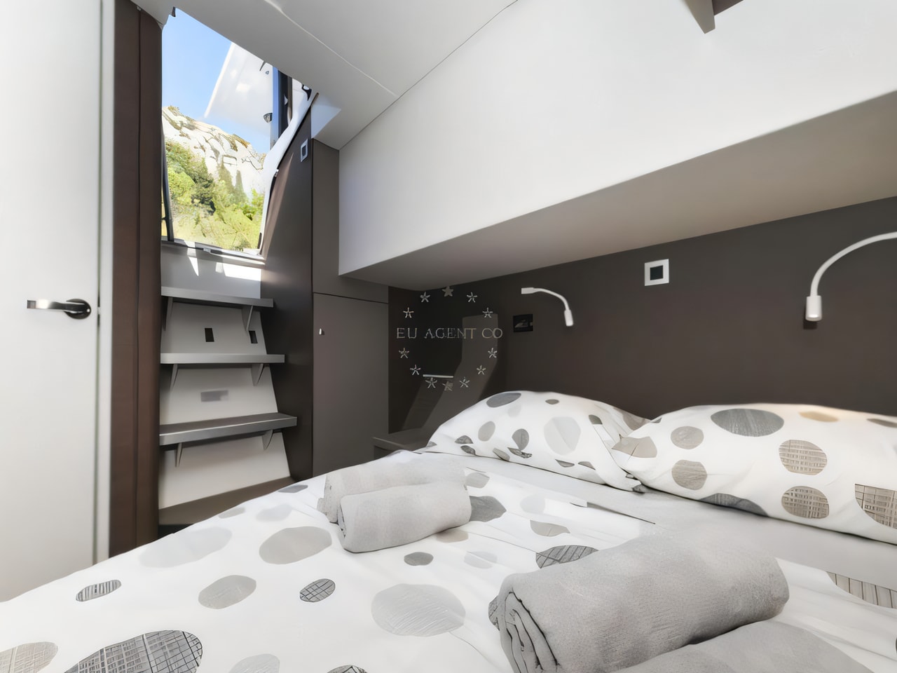 Layout of Bali 4.8 catamaran with 6 cabins Croatia yacht charter