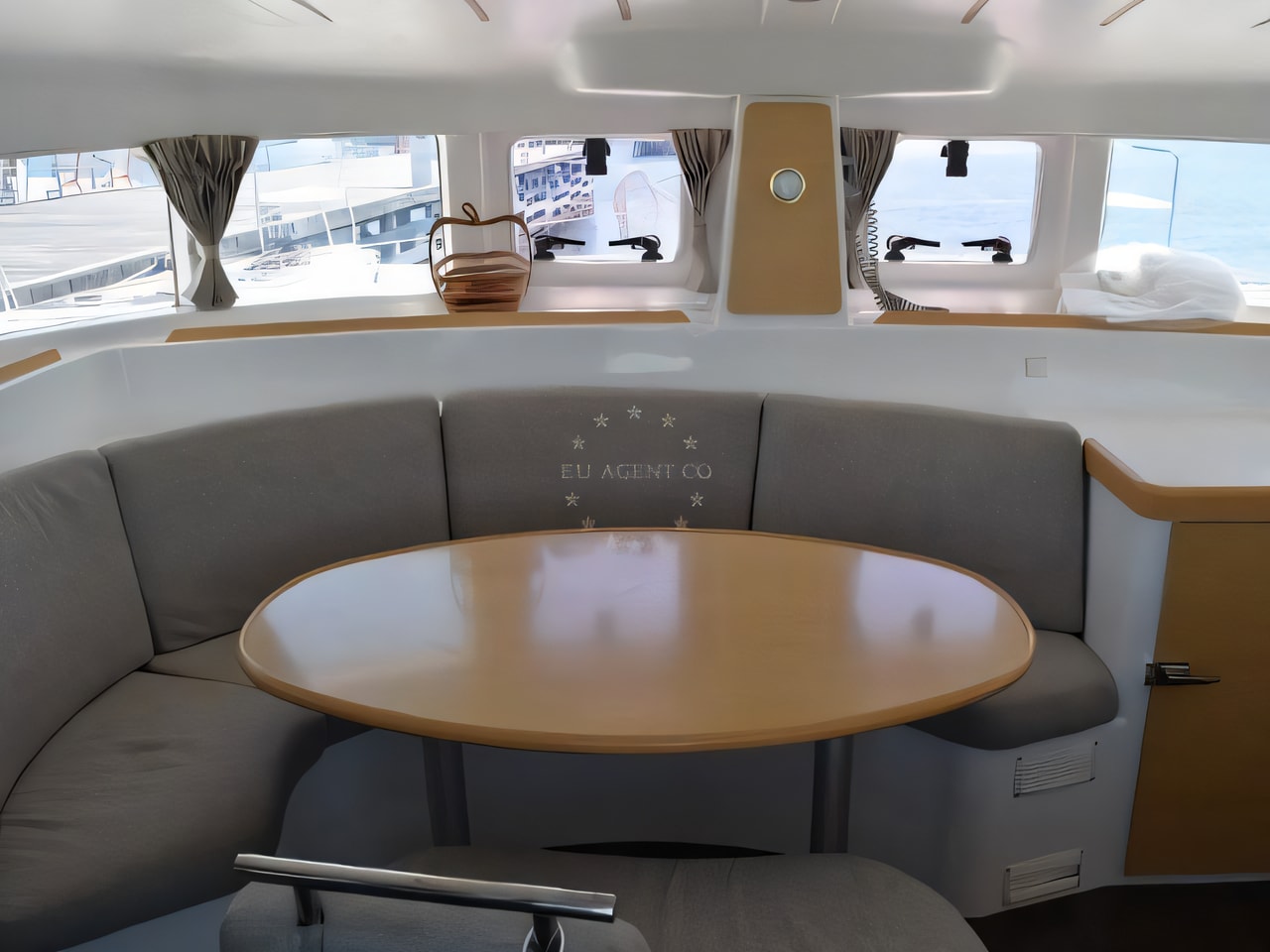 Layout of Lagoon 380 catamaran with 6 cabins Croatia yacht charter