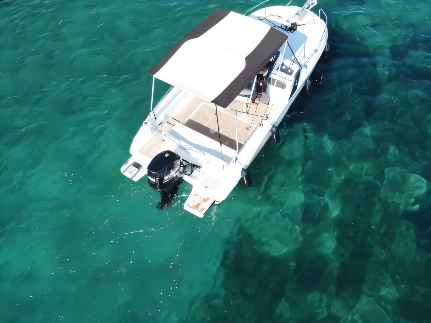 Exterior overview of Beneteau Flyer 660 Sundeck motor boat for charter from Tribunj in the Sibenik sailing area Croatia