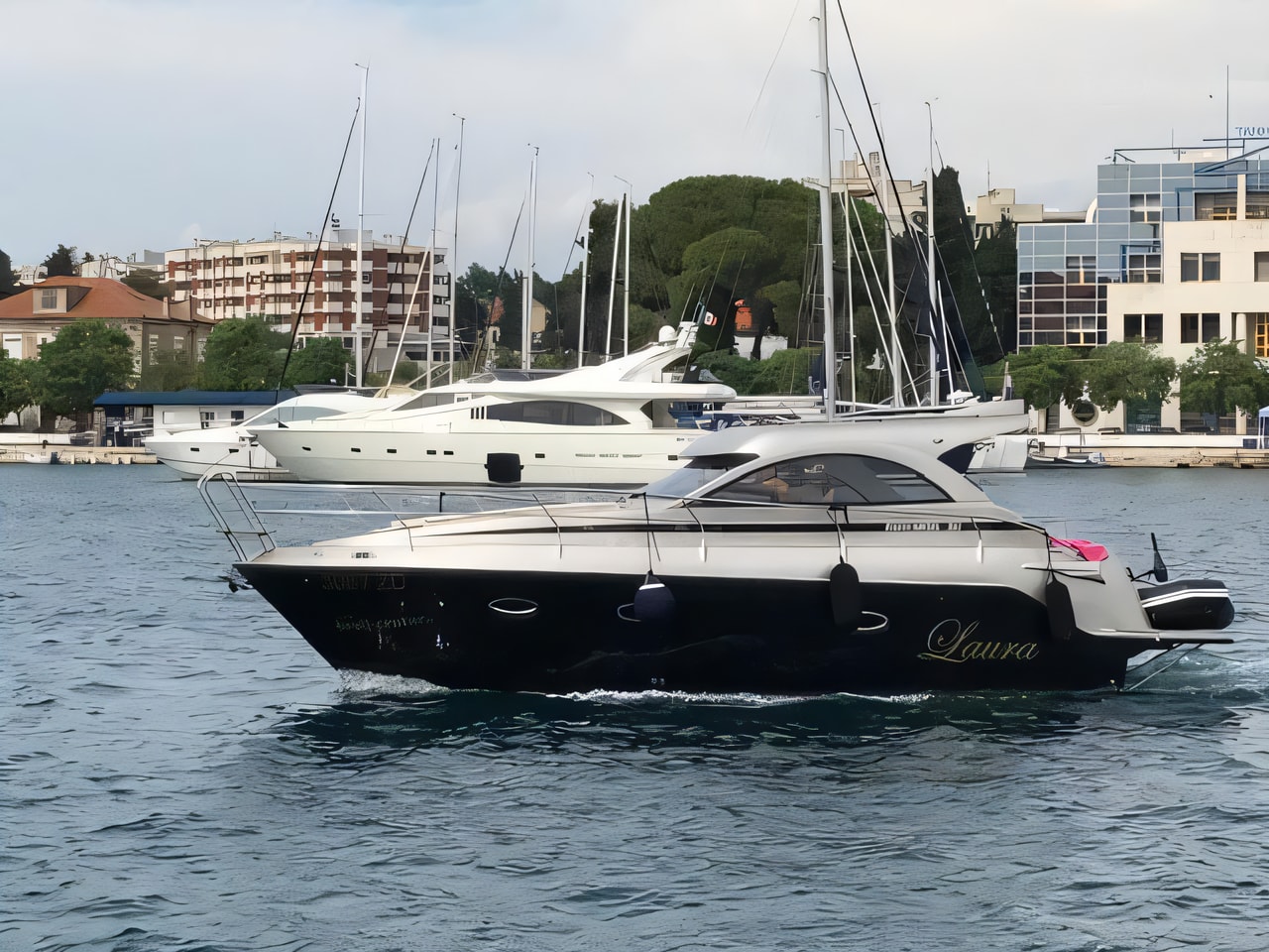 Exterior overview of Mirakul 30 HT motor boat for charter from Biograd Kornati in the Zadar sailing area Croatia