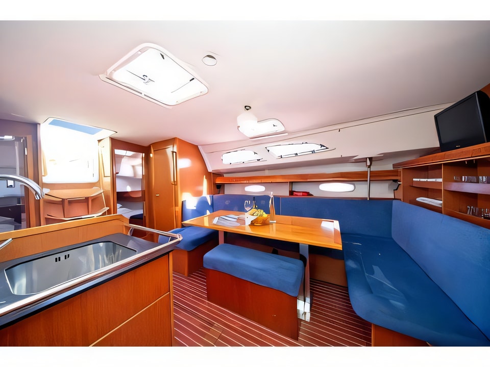 Interior of Bavaria 51 C sail boat with 5 cabins Croatia yacht charter