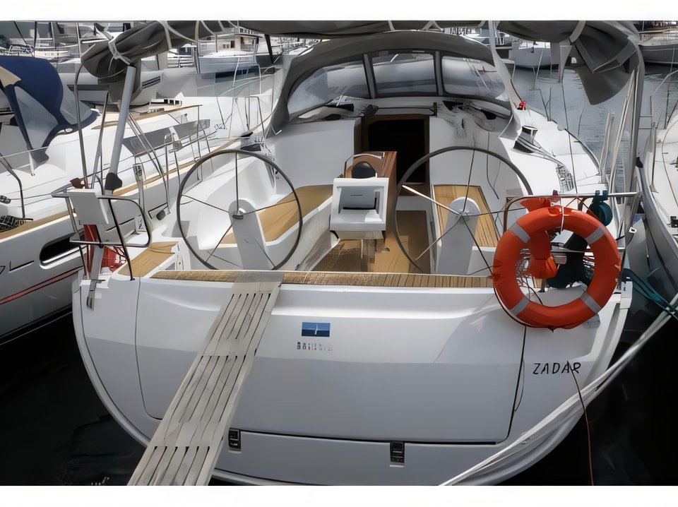 Exterior overview of Bavaria 41 Cruiser sail boat for charter from Pomer ACI Marina in the Istria / Kvarner sailing area Croatia