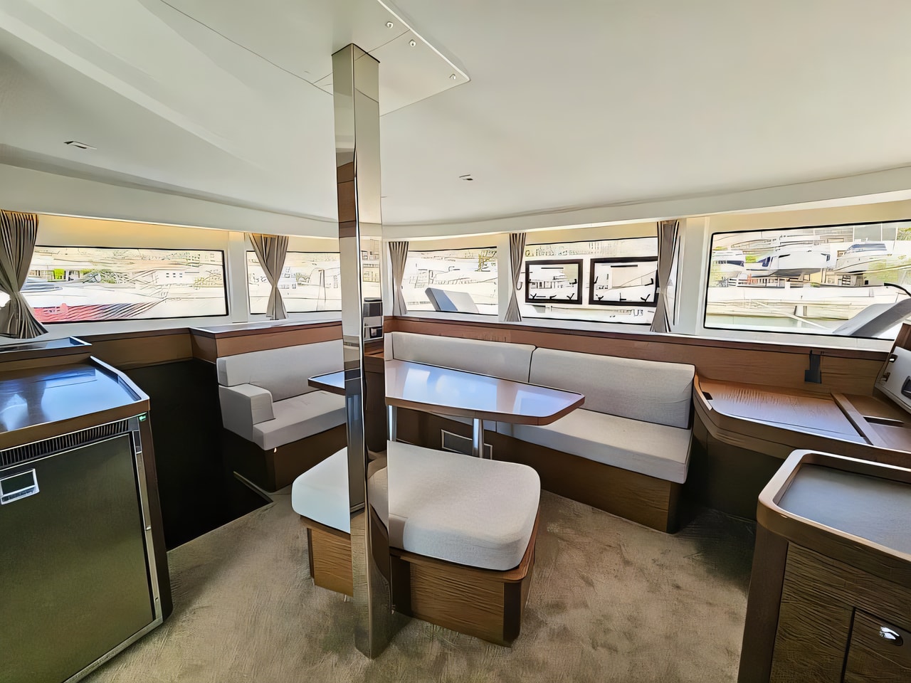 Layout of Lagoon 42 Fly catamaran with 4 cabins Croatia yacht charter