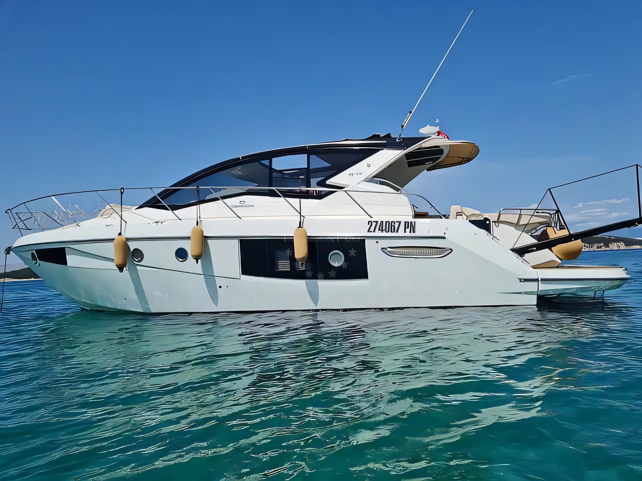 Exterior overview of Cranchi M44 HT motor boat for charter from Krk Marina Punat in the Istria / Kvarner sailing area Croatia