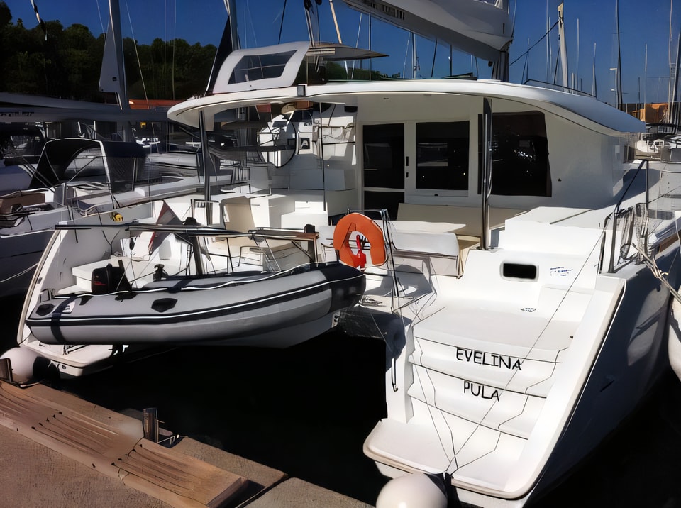 Exterior overview of Lagoon 400 S2 catamaran for charter from Marina Medulin in the Istria / Kvarner sailing area Croatia
