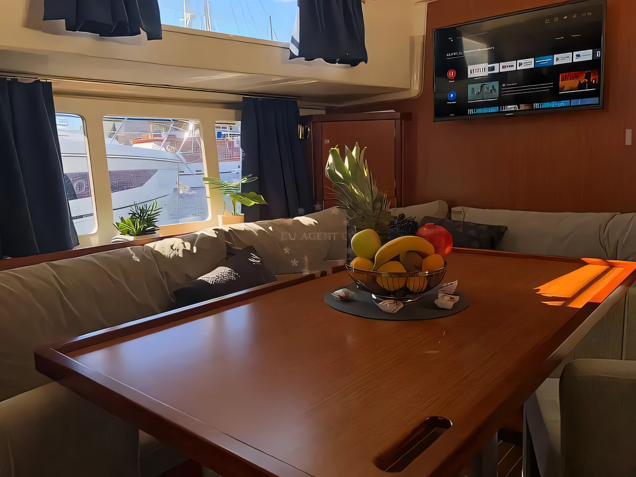 Layout of Delphia Escape 1350 motor boat with 3 cabins Croatia yacht charter