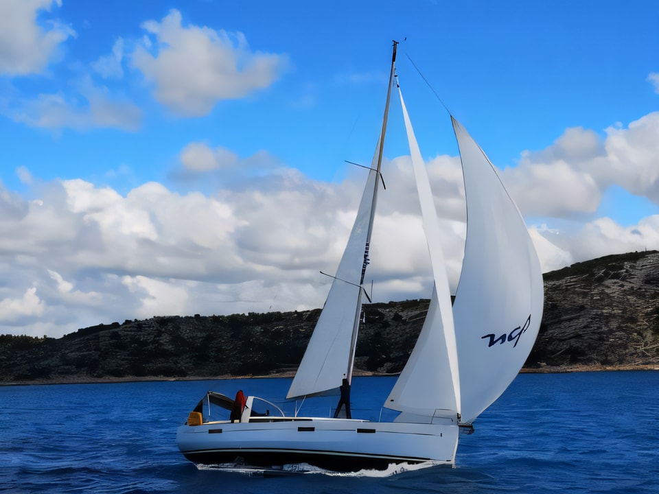 Exterior overview of Oceanis 45 sail boat for charter from Sibenik Marina Mandalina in the Sibenik sailing area Croatia