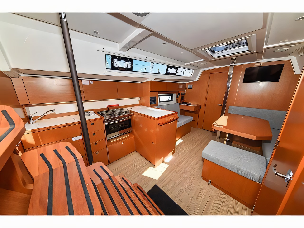 Layout of Bavaria C38 sail boat with 3 cabins Croatia yacht charter