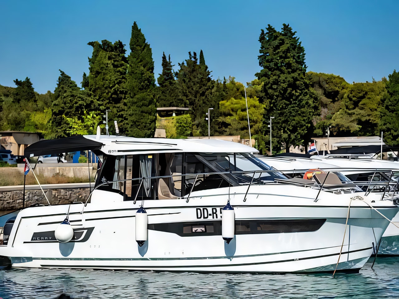 Exterior overview of Merry Fisher 895 motor boat for charter from Pula Marina Polesana in the Istria / Kvarner sailing area Croatia