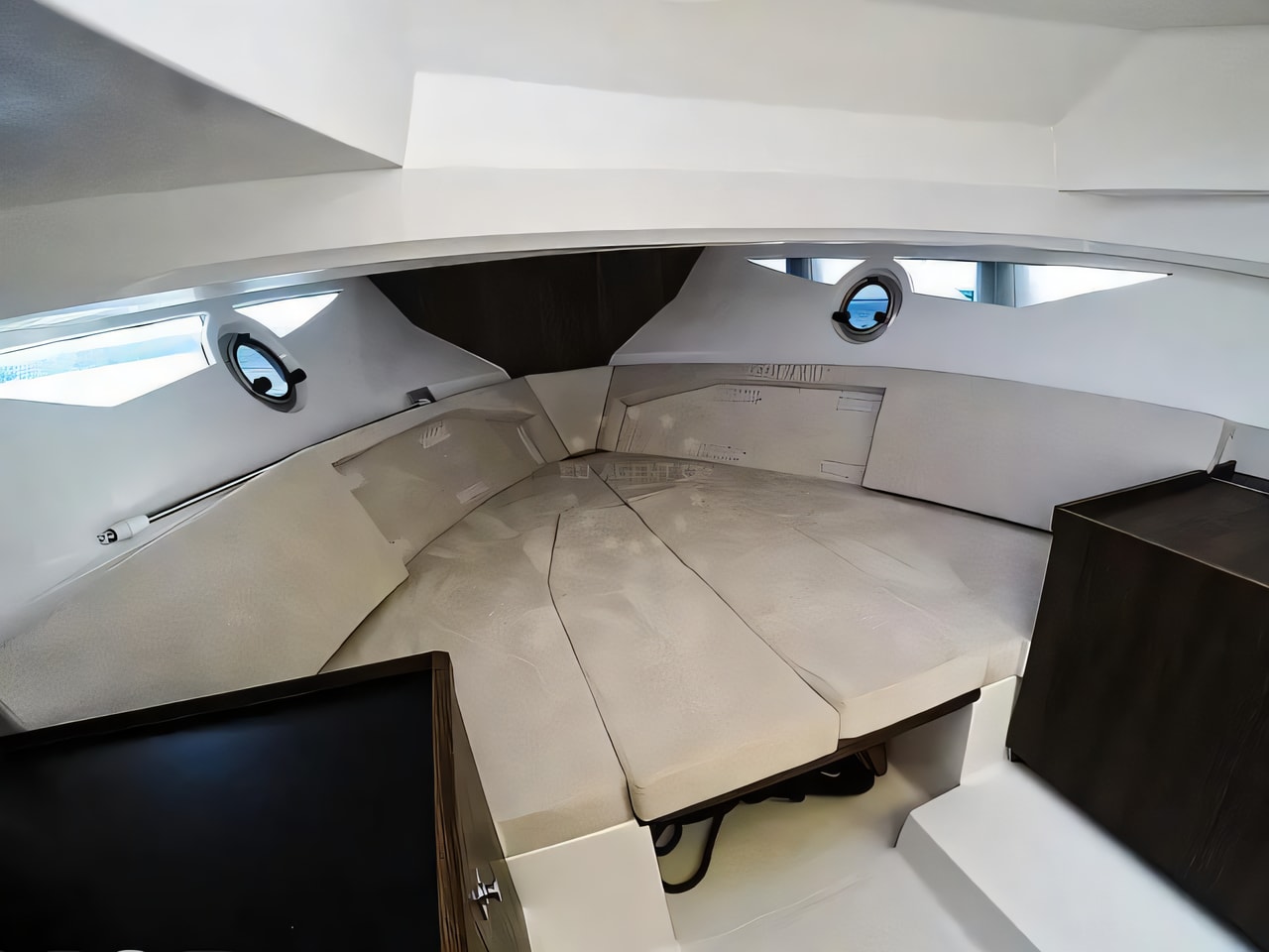 Layout of Galeon Galia 700 Sundeck motor boat with 1 cabins Croatia yacht charter
